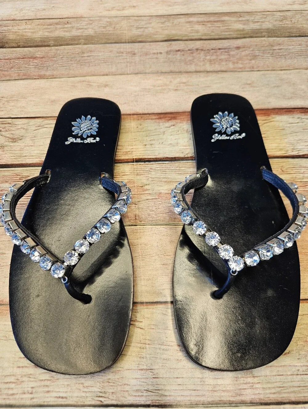 Yellow Box sandals - Picture 2 of 4